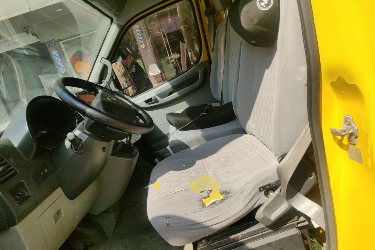 Used Dongfeng Yufeng EV 2018 EA100 Logistics Vehicle 95 kWh