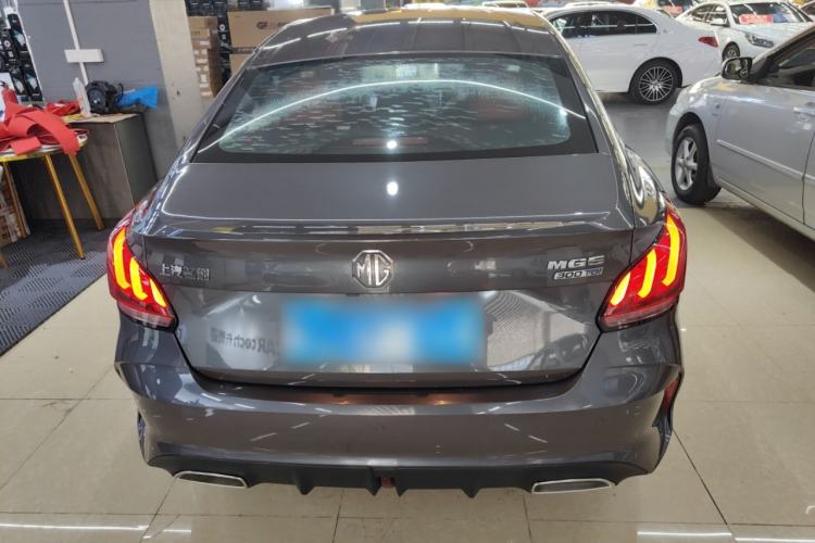 Used MG 5 2021 Revised 300TGI DCT Qingshè Luxurious Enjoyment Edition
