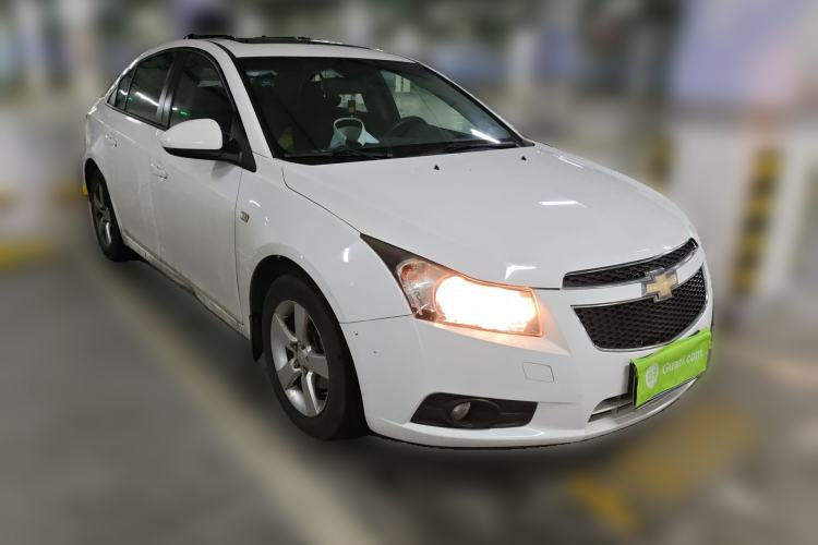 Used Chevrolet Cruze 2013 1.8L SE AT Front Right 45 Deg
