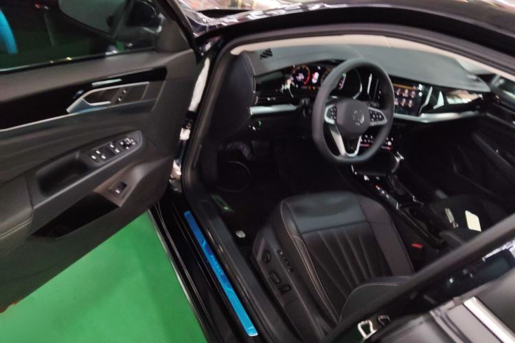 Used Volkswagen Passat 2025 Premium Version 380TSI Dragon Edition Driver Seat