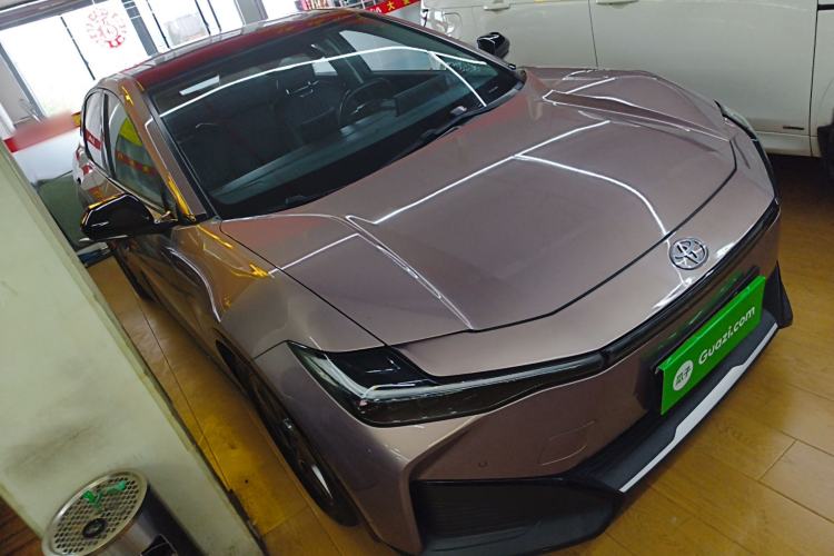Used Toyota bZ3 2023 616 km Long-Range PRO
