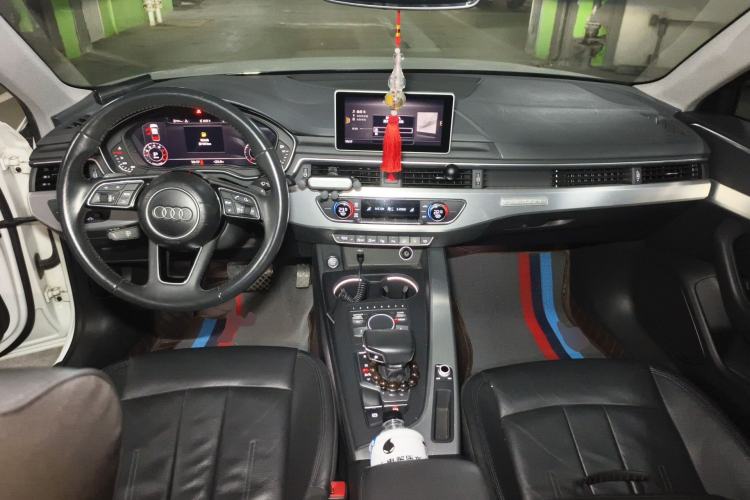 Used Audi A4L 2019 40 TFSI Fashion Edition China VI Emission Standard