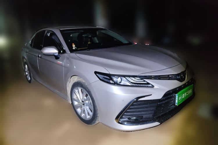 Used Toyota Camry 2021 2.0G Luxury Edition Front Right 45 Deg