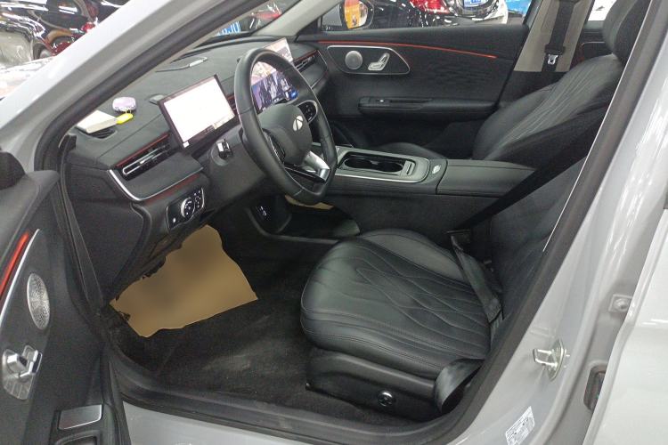 Used Chery Fengyun A8L 2025 1.5 TGDI 145 km Luxury Version
