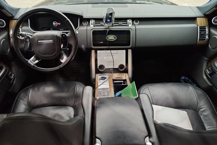 Used Land Rover Range 2019 3.0 SC V6 Grand Edition Center Console