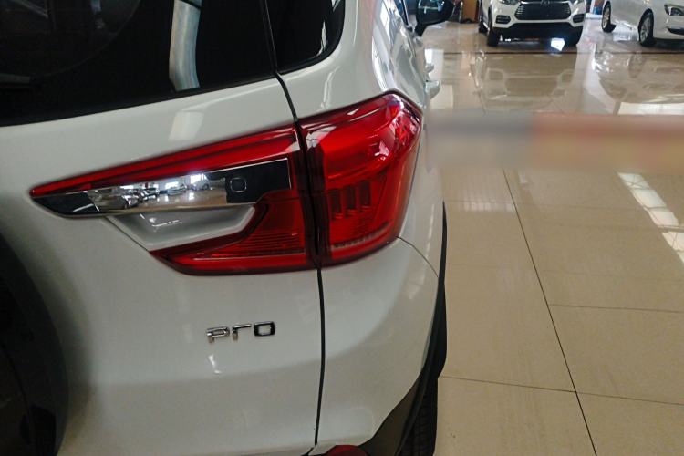 Used BYD Yuan Pro 2021 401 km Deluxe Version Exterior 6