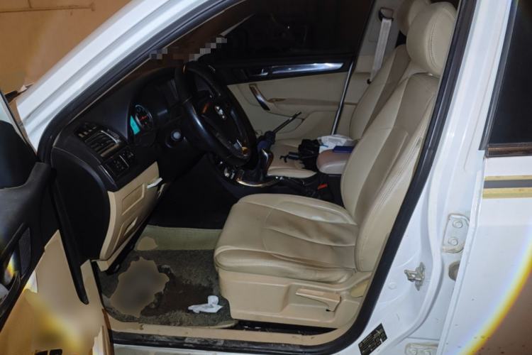 Used Brilliance V5 2012 1.6L Manual Luxury Model
