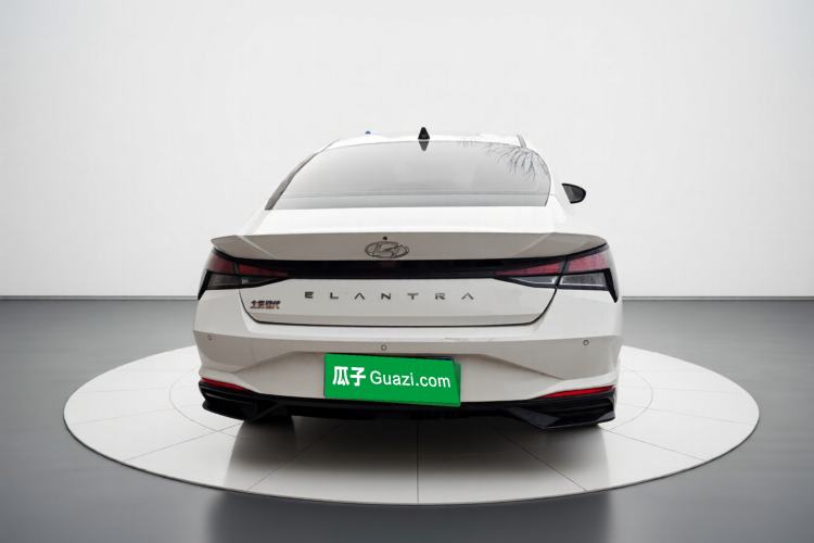 Used Hyundai Elantra 2021 1.5L CVT GLX Elite Edition Exterior 4