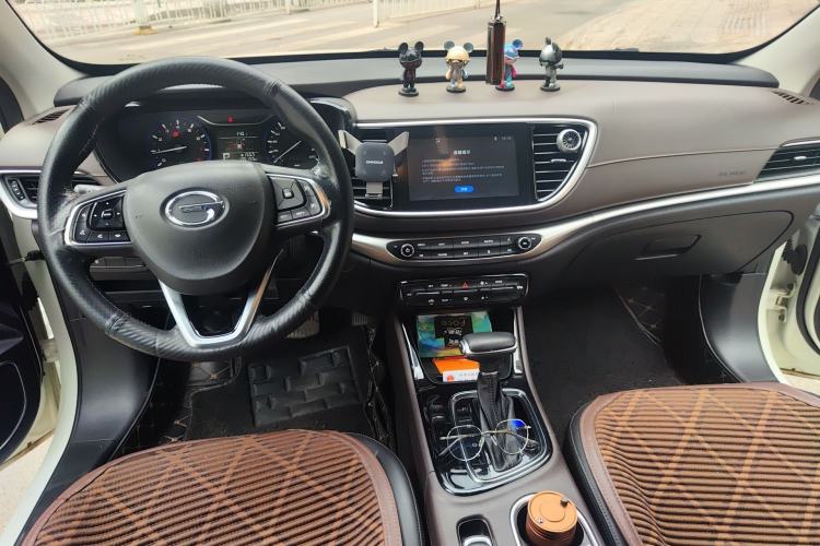 Used GAC Trumpchi GA4 2018 200T Automatic Luxury Edition Center Console