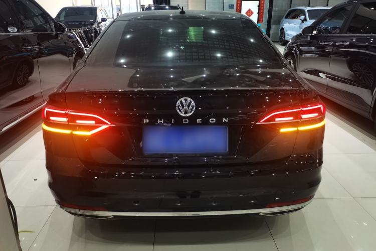 Used Volkswagen Phideon 2018 Revised Version 380TSI Two-Wheel Drive Business Edition
