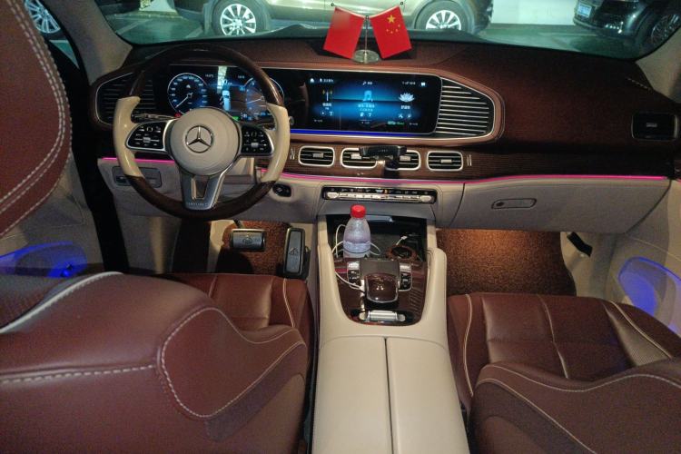 Used Mercedes-Benz Maybach GLS 2021 GLS 480 4MATIC Center Console