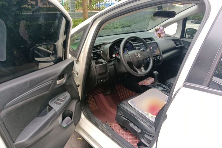 Used Honda Fit 2016 1.5L LXS CVT Comfort Sunroof Version
