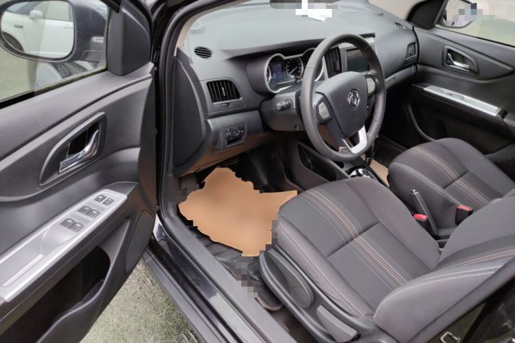 Used Dongfeng Aeolus AX3 2016 1.5L Automatic Zunku Model Driver Seat