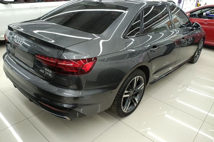 Used Audi A4L 2022 40 TFSI Luxury Dynamic Model
