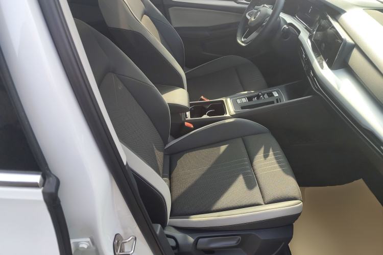 Used Volkswagen Golf 2023 Facelift 280TSI DSG Pro Right Front Seat