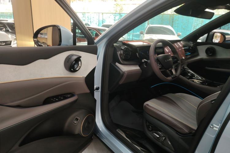 Used BYD Frigate 07 2023 DM-i 100KM Flagship Model Driver Seat