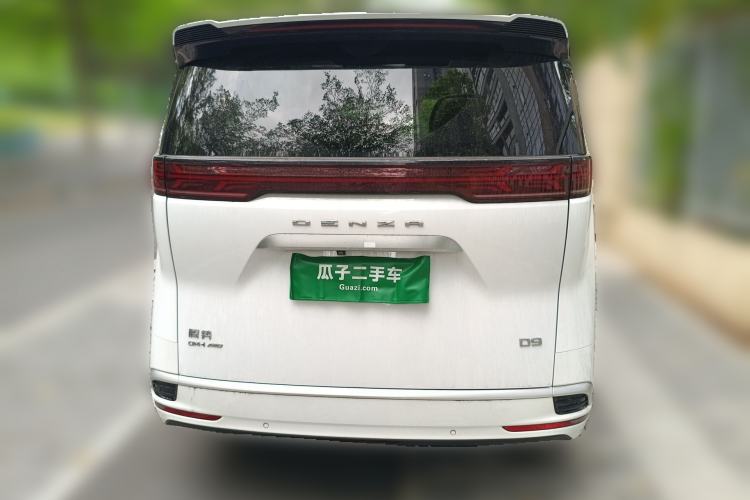 Used Denza D9 2022 DM-i 970 Four-Wheel Drive Flagship Model
