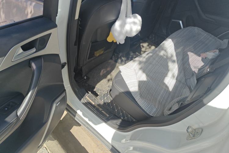 Used Haval H7 2018 Blue-Label H7 2.0T Automatic Enjoyment Model Left Rear Seat