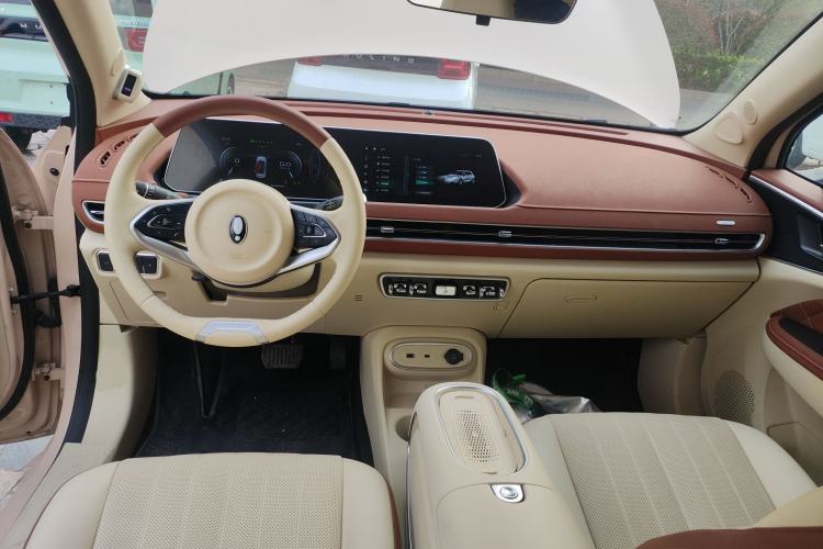 Used ORA Good Cat 2023 401 km Standard Range Premium Trim Ternary Lithium
