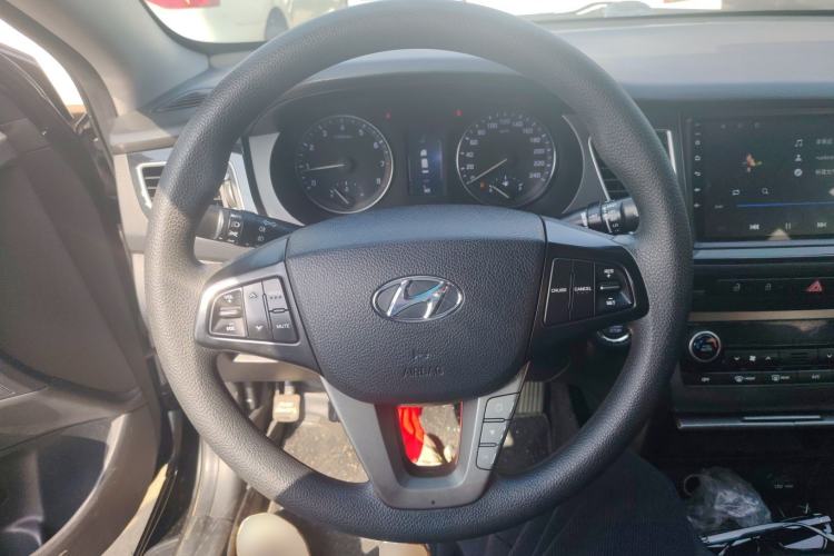 Used Hyundai Mistra 2014 1.8L Automatic Smart GLS