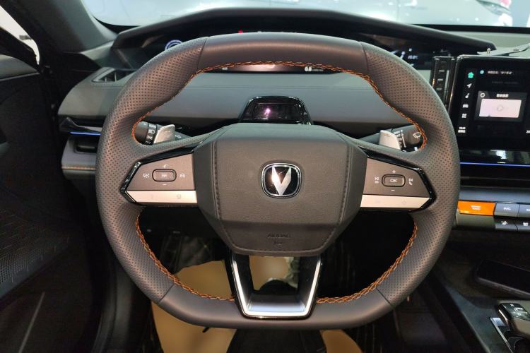 Used Changan UNI-V 2023 1.5T Prestige Model