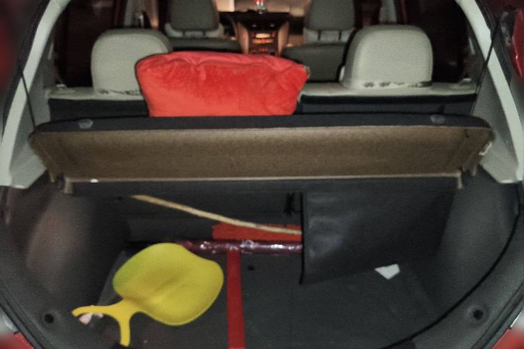 Used Venucia R50 2013 1.6L Automatic Luxury Edition
