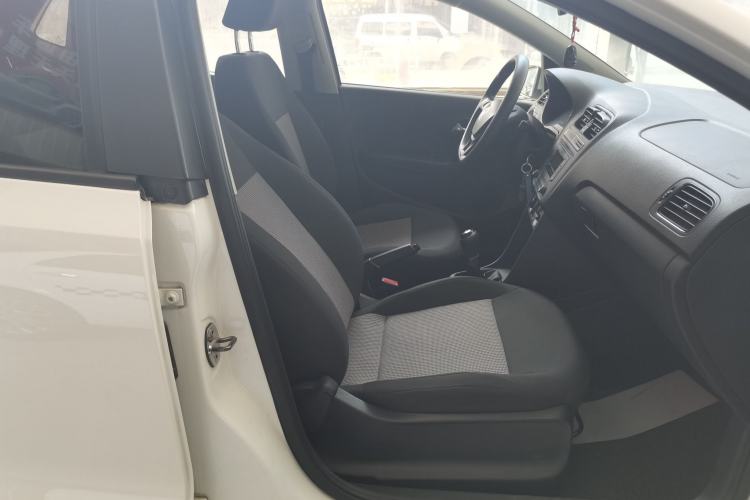 Used Volkswagen Polo 2018 1.5L Manual Drive-Comfort Model
