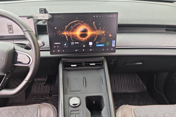 Used Chery Fengyun T9 2025 120 Long-Range Luxury Version 7 Seats Lithium Iron Phosphate