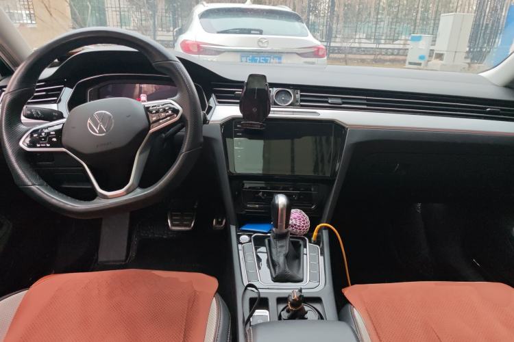 Used Volkswagen Magotan 2023 2 Million Units Commemorative Edition 330TSI DSG Luxury Version
