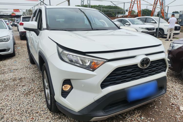 Used Toyota RAV4 2021 2.0L CVT Two-Wheel Drive Fashion Edition