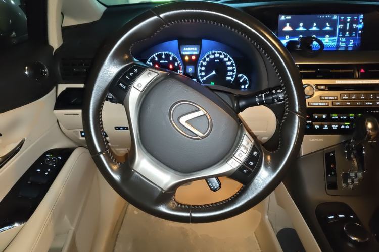 Used Lexus RX Classic 2013 270 Elite Edition Steering Wheel