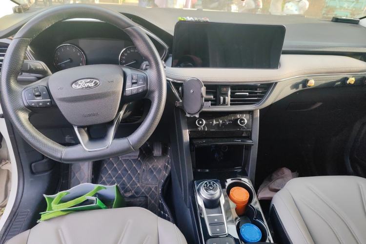 Used Ford Escape 2020 EcoBoost 245 Two-Wheel-Drive Comfort Edition
