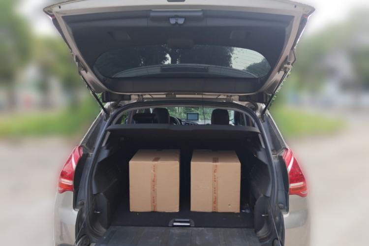 Used Peugeot 3008 2015 2.0L Automatic Trend Edition
