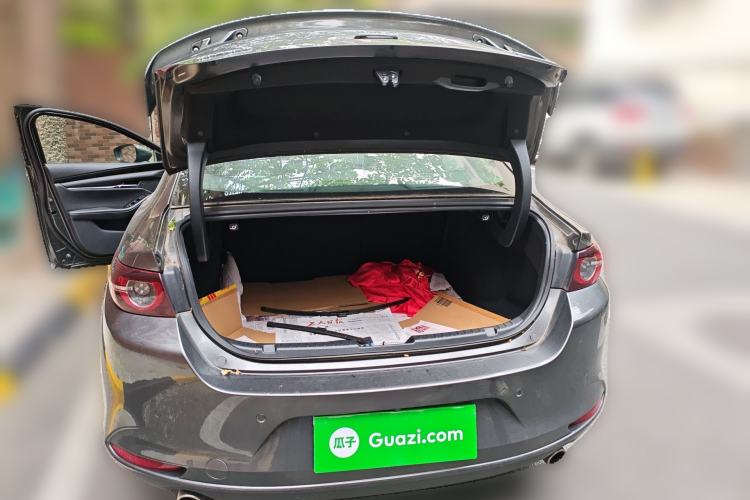 Used Mazda 3 Axela 2020 2.0L Automatic Zhiya Edition Trunk