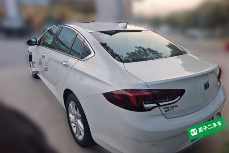 Used Buick Regal 2024 25T Deluxe Edition Rear Left 45 Deg