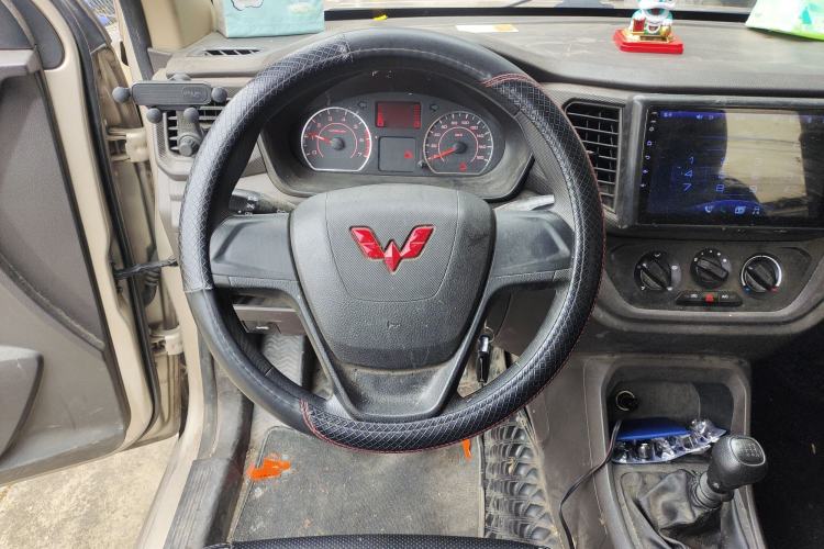 Used Wuling Hongguang V 2021 1.5L Jingqu Version LAR