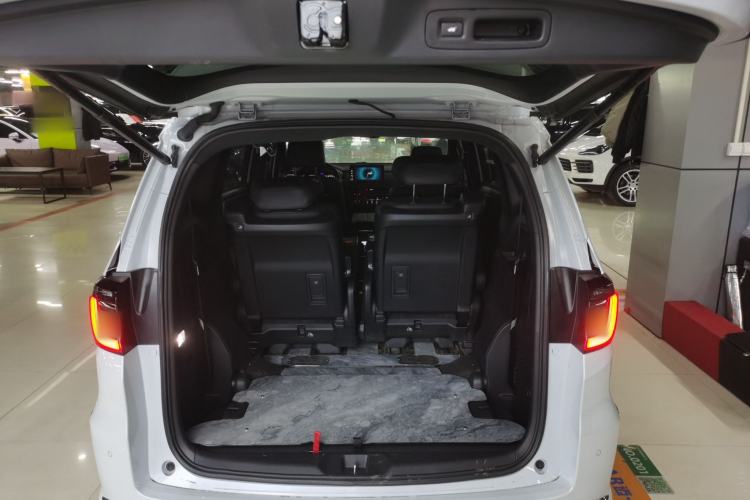 Used Honda Elysion 2026 Model 2.0L e:HEV Luxury Black Knight Edition
