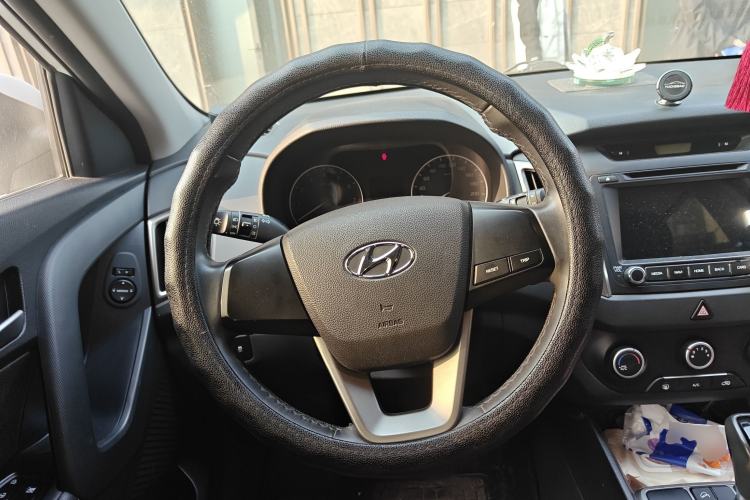 Used Hyundai ix25 2015 1.6L Automatic Two-Wheel Drive Smart GLS Trim