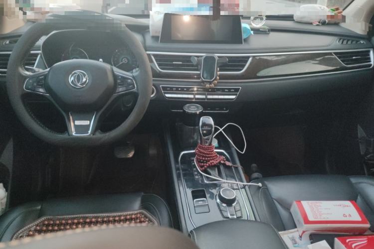 Used Dongfeng Fengon 580 2020 1.5T CVT Luxury Edition Center Console