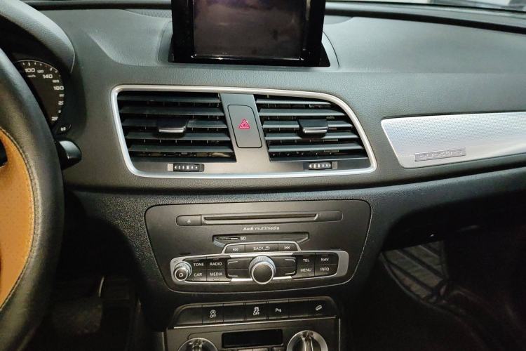 Used Audi Q3 2016 35 TFSI Collection Edition quattro Enjoyment Model
