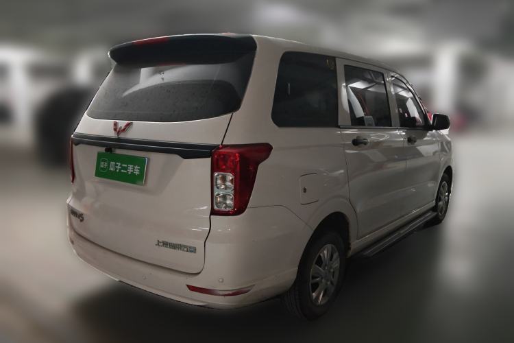 Used Wuling Hongguang 2019 1.5L S Basic Version China VI Standard LAR