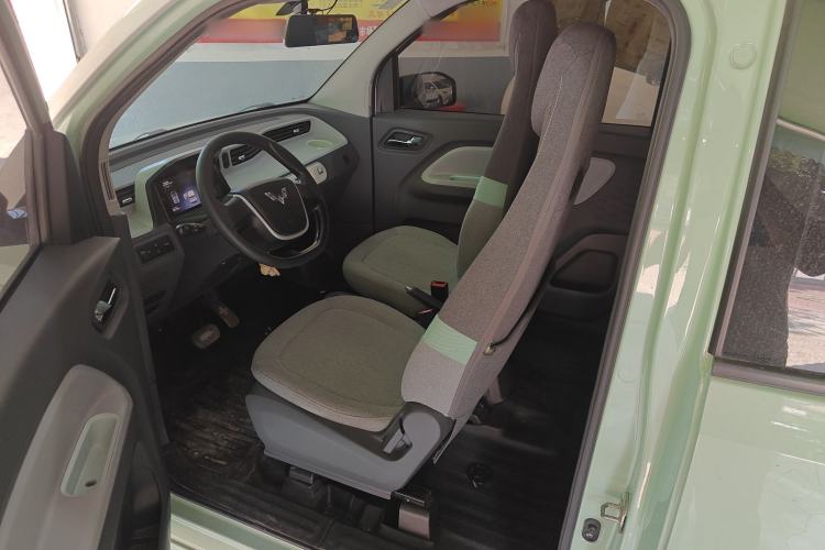 Used Wuling Hongguang MINIEV 2021 Macaron Fashion Model Lithium Iron Phosphate Left Front Seat