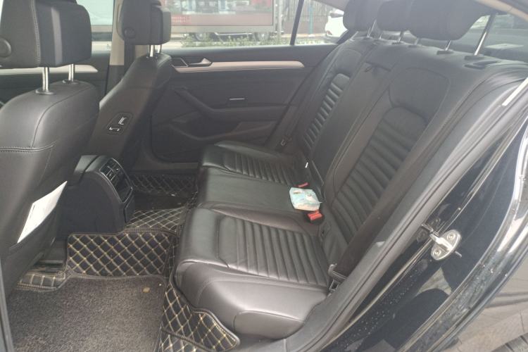 Used Volkswagen Magotan 2018 330TSI DSG Advanced Model
