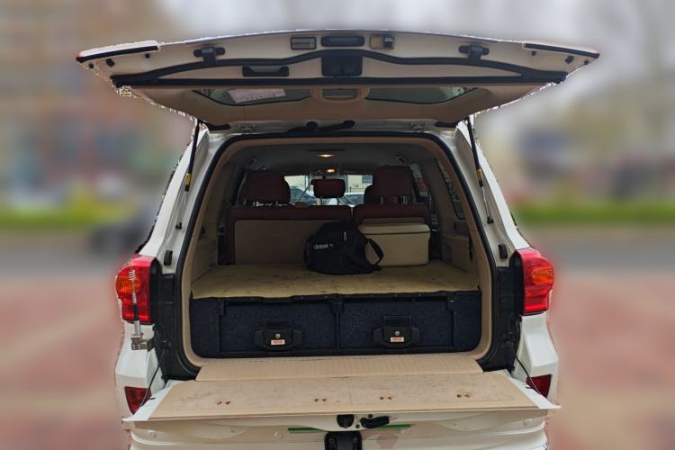 Used Toyota Land Cruiser  Trunk