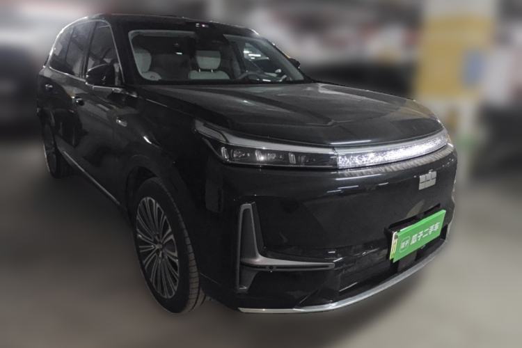 Used Geely Galaxy M9 2025 Model 210km Four-Wheel-Drive Leading Edition
