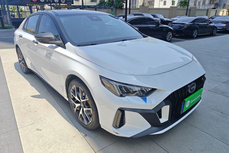 Used GAC Trumpchi EMPOW 2021 270T DCT J15 Version Front Right 45 Deg