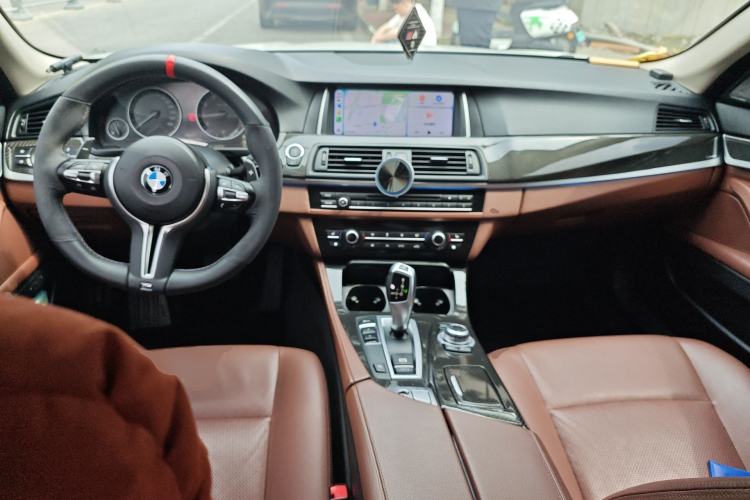 Used BMW 5 Series 2017 520Li Elegant Edition
