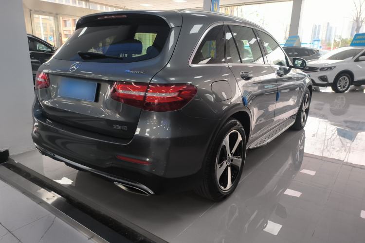 Used Mercedes-Benz GLC 2017 GLC 260 4MATIC Luxury Model
