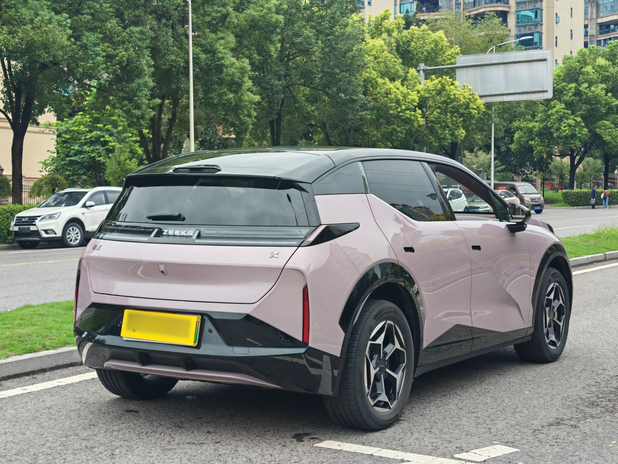 Zeekr X 2025 5-Seater Rear-Drive Version — снимка 6