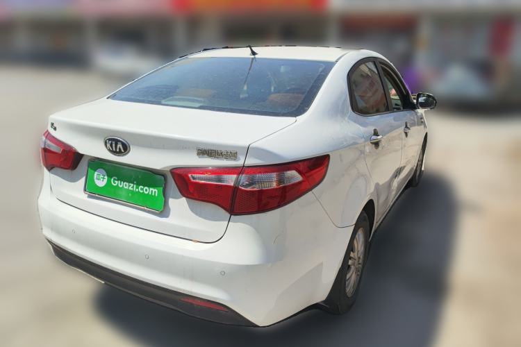 Used Kia K2 2012 Sedan 1.4L MT GLS Commemorative Edition